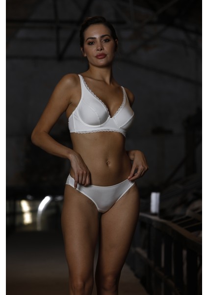 Giorgia Wire BRA, Ekrı Konforlu ve Şık Sütyen modelleri