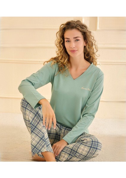 Su Yeşili Pamuklu Penye Süprem V Yaka Pijama Takım 90759