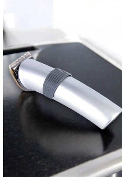 Erkeklere Özel Şarjlı Saç ve Sakal Kesme Tıraş Makinesi Seti - NJ001P-4IGEA0 modelleri