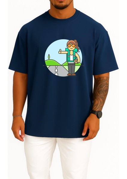 Oversize Otostop Gezgin Kadın - Traveller Göğüs Tasarımlı Unisex T-Shirt