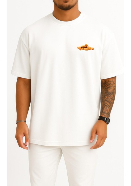 Oversize Birkaç Kahverengi Badem, Badem Sütü Cep Tasarımlı Unisex T-Shirt