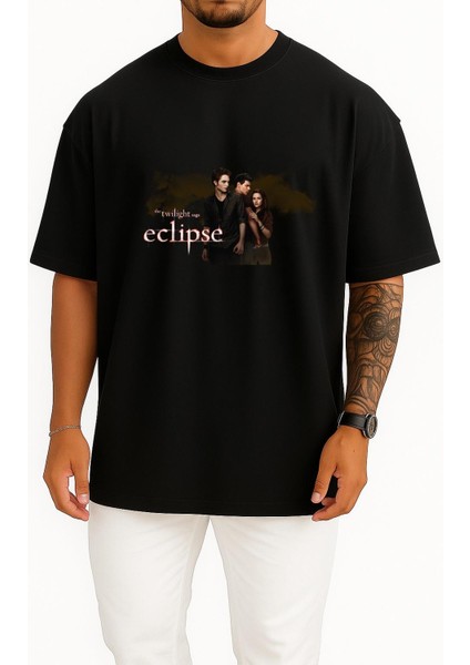 Oversize Bella Swan Edward Cullen Jacob Black The Twilight Saga Göğüs Tasarımlı Unisex T-Shirt