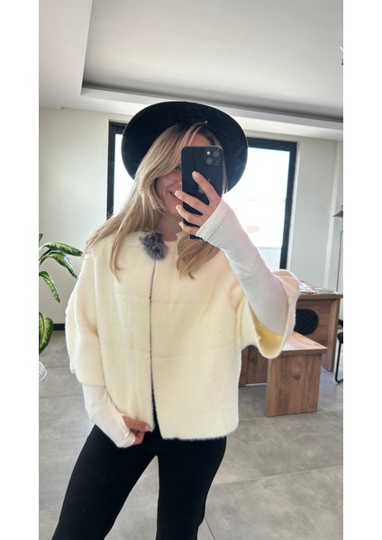 Bej Angora Yünü Panço