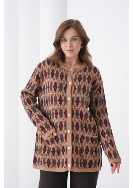 Kadın Tesettüre Uygun Önden Düğmeli Cepliuzun Kol Şık Geniş Kalıp Desenli Triko Ceket fırsatları
