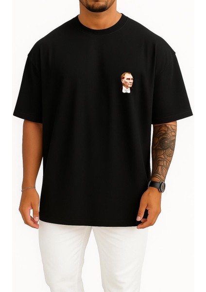 Oversize Mustafa Kemal Atatürk Portre Cep Tasarımlı Unisex T-Shirt