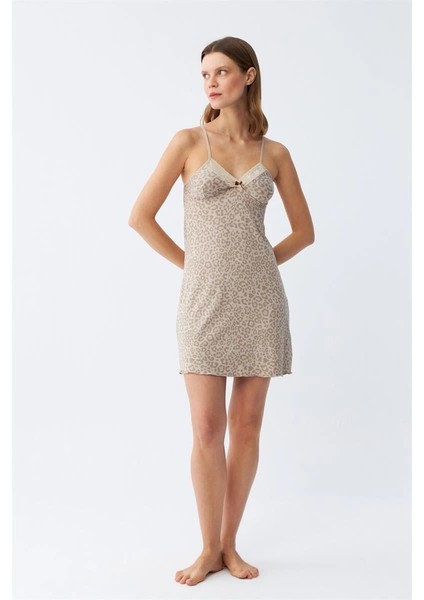 Moda Kadın Penye Vizon Leopar Desenli Ip Askılı Gecelik