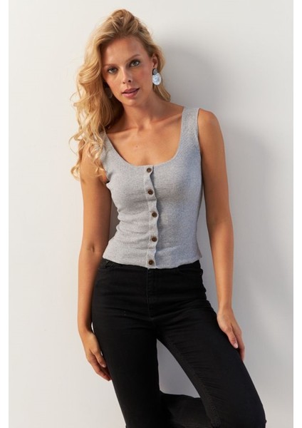 Kadın Kare Yaka Önden Düğmeli Yazlık Crop Top Bluz fiyatları