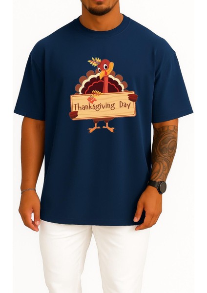 Oversize Şükran Günü Akşam Yemeği Göğüs Tasarımlı Unisex T-Shirt