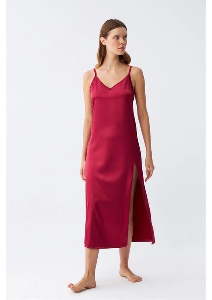 Moda Yırtmaçlı Uzun Saten Gecelik Bordo fırsatları