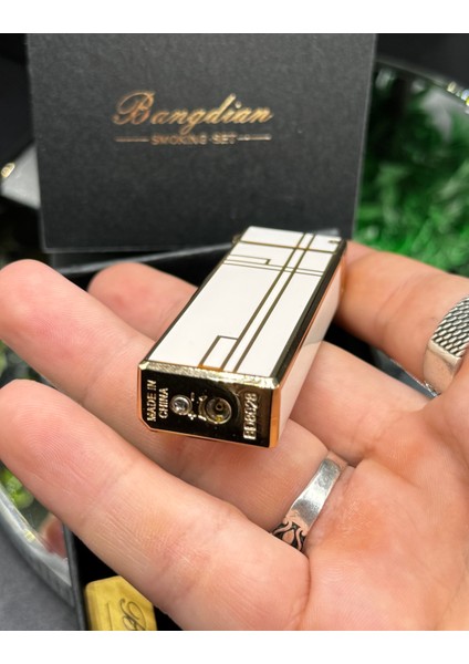 2025 Yan Sürgülü Gaz Çakmak | Taşlama Tekerlekli Torch Alev High-End Gazlı Koleksiyonluk Çakmak fiyatları