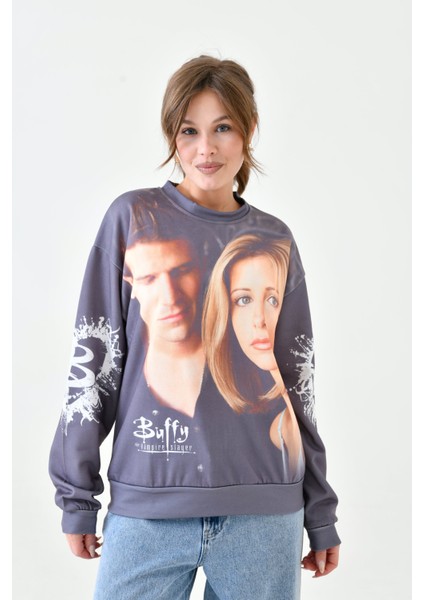 Kadın Yüz Baskılı Oversize Geniş Kalıp Desenli Curve Sweatshirt modelleri