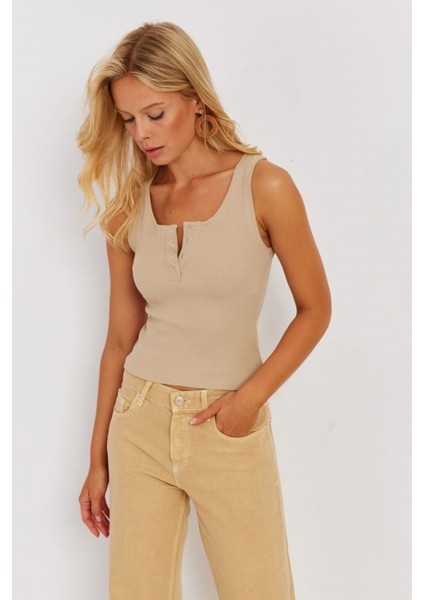 Kadın Kare Yaka Kalın Askılı Önden Çıtçıtlı Yazlık Crop Top Şık Bluz fiyatları