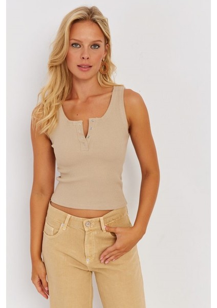 Kadın Kare Yaka Kalın Askılı Önden Çıtçıtlı Yazlık Crop Top Şık Bluz fırsatları