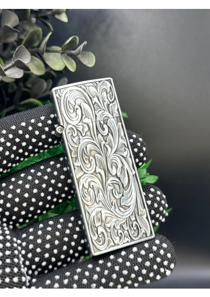 Yeni Şık Desenli Çelik Tok Sesli Koleksiyonluk Gazlı Çakmak modelleri