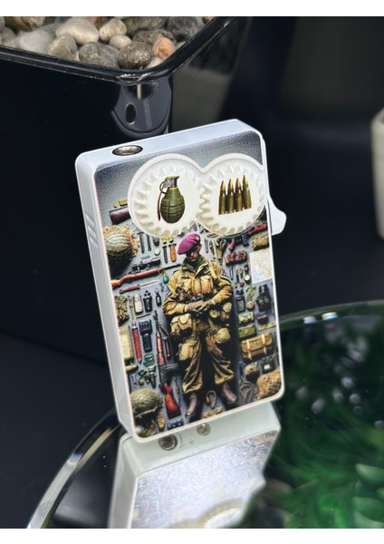 Askeri Tema Özel Tasarım Metal Gazlı Çakmak | Fosforlu| Pürmüz Jet Alevli Rüzgar Dayanıklı modelleri