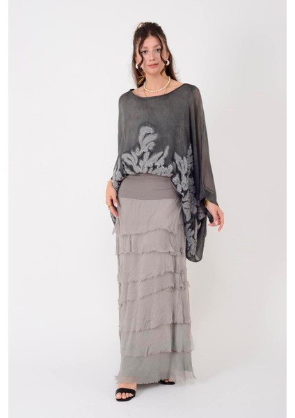 Italyan 2 Beden Ince Gösteren Kat Kat Ipek Etek & Straplez Elbise fırsatları