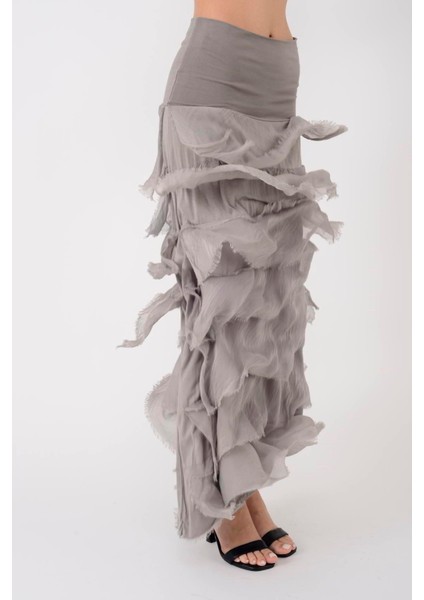 Italyan 2 Beden Ince Gösteren Kat Kat Ipek Etek & Straplez Elbise