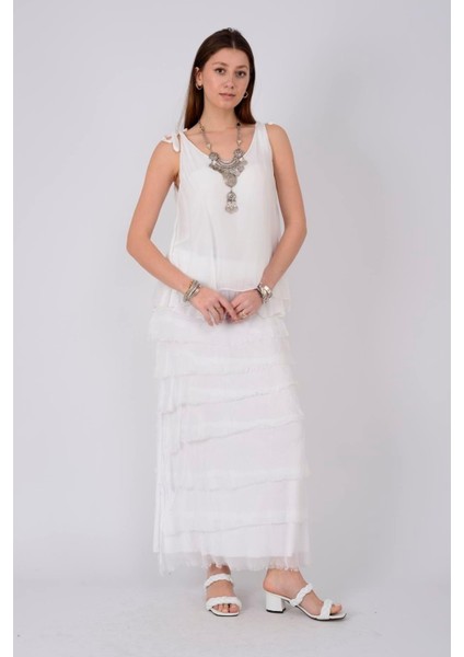 Italyan 2 Beden Ince Gösteren Kat Kat Ipek Etek & Straplez Elbise fiyatları