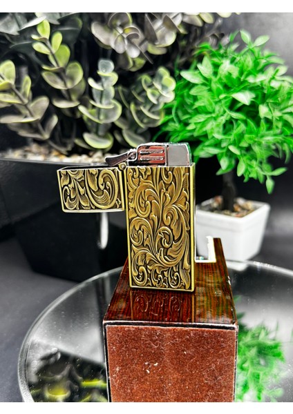 Yeni Şık Desenli Çelik Tok Sesli Koleksiyonluk Gazlı Çakmak fırsatları