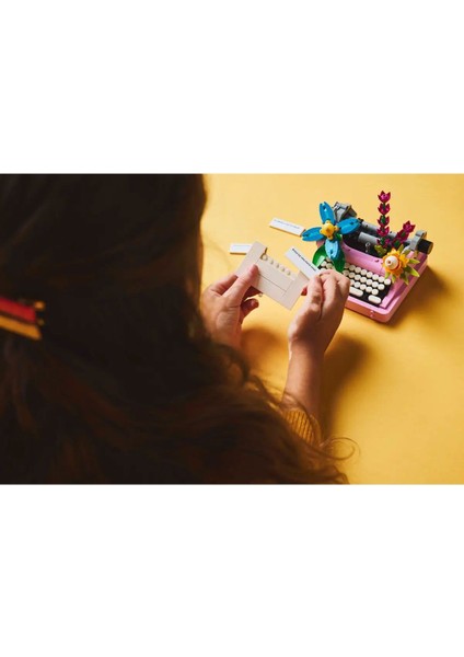 31169 Lego Creator 3in1 - Çiçekli Daktilo 363 parça +8 yaş