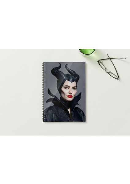 Malefiz A5 Metal Spiralli Çizgisiz Sert Kapak Malefiz Defter