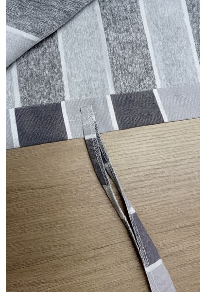 Siyah Gri Çizgili Su Geçirmez Kornişli Bağcıklı Balkon Perdesi Branda Enxboy modelleri