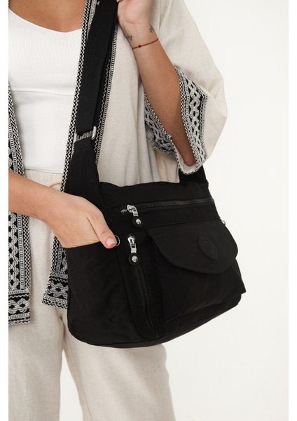 Sanmorris Glc Kadın 3053 Suya Dayanıklı Krinkıl Kumaş Çok Gözlü Ayarlanabilir Çapraz Askılı Omuz Çantası indirimleri