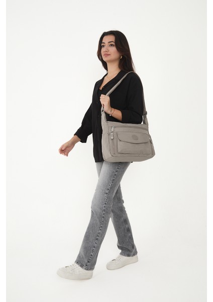 Sanmorris Glc Kadın 3053 Suya Dayanıklı Krinkıl Kumaş Çok Gözlü Ayarlanabilir Çapraz Askılı Omuz Çantası indirimleri