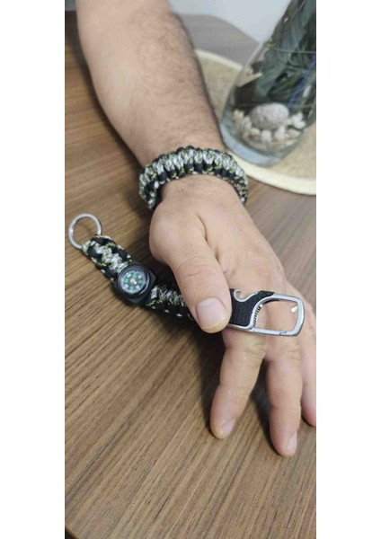 Paracord Survival Bileklik 22 cm – Deprem Düdüklü, Pusulalı, Şişe Açacaklı, Acil Durum Anahtarlık Seti modelleri