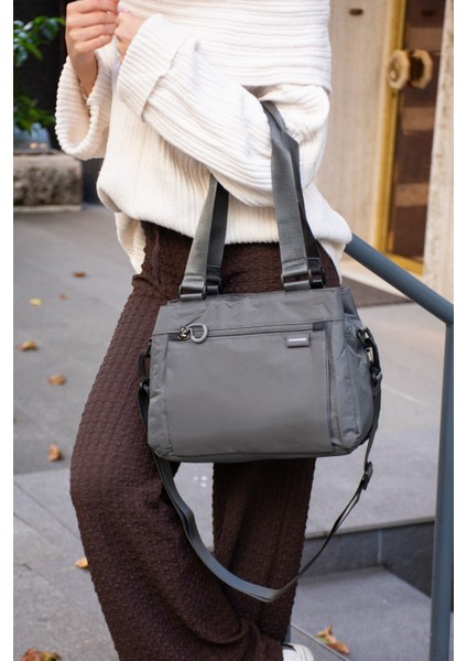 Sanmorris 5 Gözlü Desenli Paraşüt Kumaş Ayarlanabilir Çapraz Askılı El ve Omuz Çantası modelleri