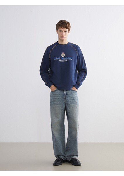 Lcw Yeni Bisiklet Yaka Real Madrid Baskılı Erkek Taraftar Sweatshirt fiyatları