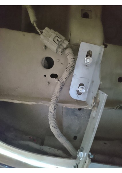 Connect 2014-2020 Tekli Düz Bükümlü Arka 60 - Guard Straıght C indirimleri