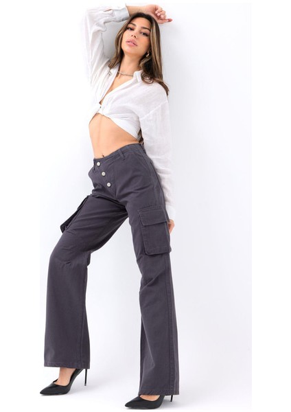 Önü Düğmeli Kargon Pantolon modelleri