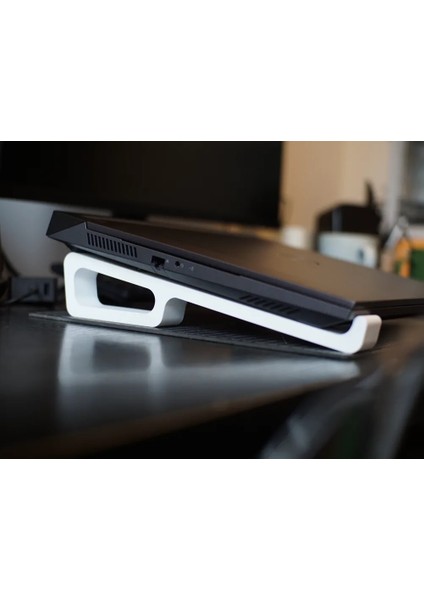 CRAFTSY3D Laptop Standı – 3D Baskı Ergonomik Masa Üstü Bilgisayar Yükseltici