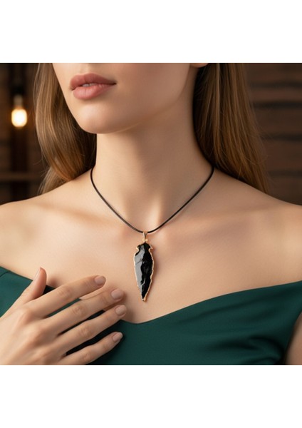 Gold Kaplama Uç Tasarım Obsidyen Doğal Taş Kolye - Şıklığın ve Enerjinin Sembolü