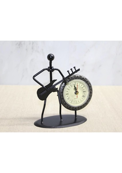 Metal Saatli Gitar Çalan Müzisyen ALK4334