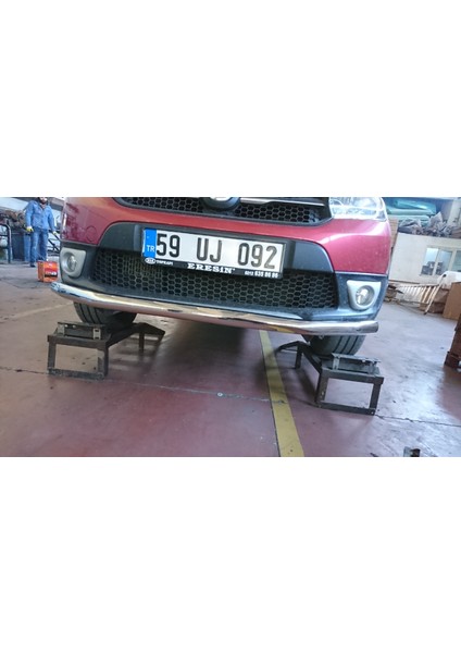 Dacıa Sandero STEPWAY(2012-2020) Krom Ön Bıyık - Scad A modelleri