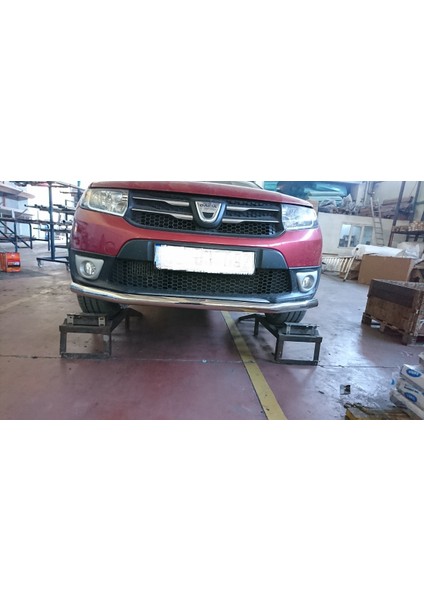 Dacıa Sandero STEPWAY(2012-2020) Krom Ön Bıyık - Scad A fırsatları