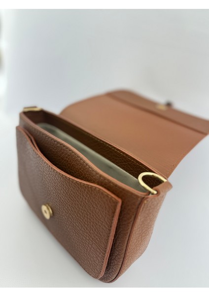 Kadın Ayarlanabilir Askı Detaylı Deri Omuz Çantası fiyatları