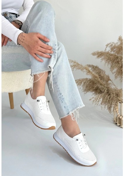 Xmpdby Tone Beyaz Cilt Bağcıklı Spor Ayakkabı (Numara: 37) fiyatları