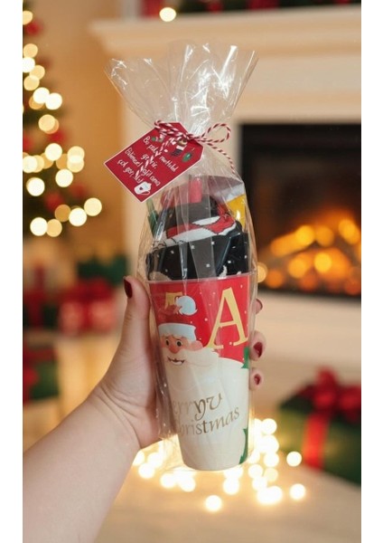 "yılbaşı Hediye Seti" Kapaklı Bardak + Sahlep Karışımı + Tükenmez Kalem + 2 Çift Çorap