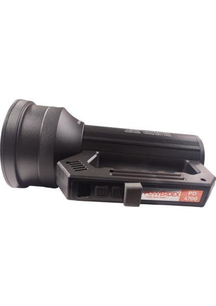 PD-4700 Profesyonel El Feneri | 30W – 3000 Lümen – 9600 Mah – Metal Kasa – Powerbank – Dijital Göstergeli modelleri