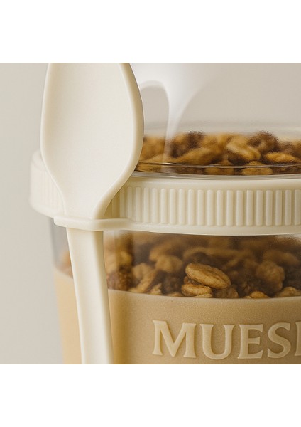 Taken Go Kapaklı Kaşıklı Pratik Taşınabilir Meyveli Yoğurt Kabı indirimleri