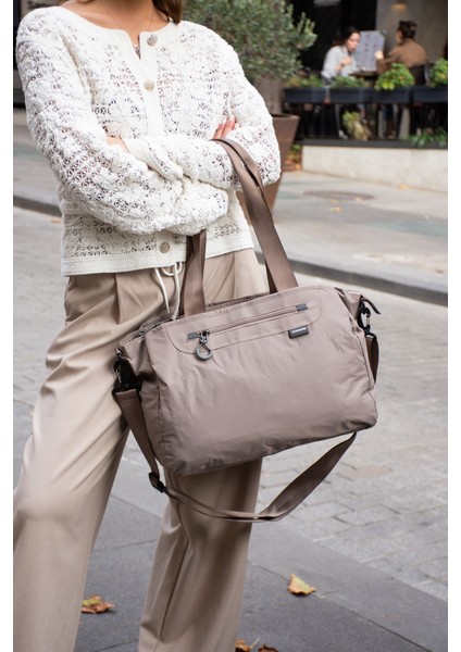 Sanmorris Paraşüt Kumaş Çok Gözlü Hafif Günlük ve Seyahat Omuz Çantası