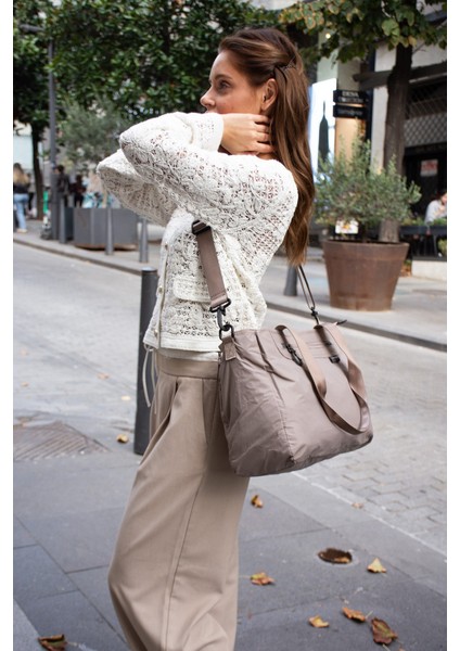 Sanmorris Paraşüt Kumaş Çok Gözlü Hafif Günlük ve Seyahat Omuz Çantası indirimleri