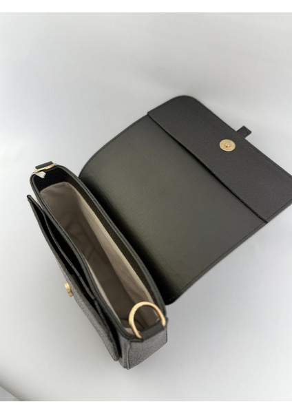 Kadın Ayarlanabilir Askı Detaylı Deri Omuz Çantası modelleri