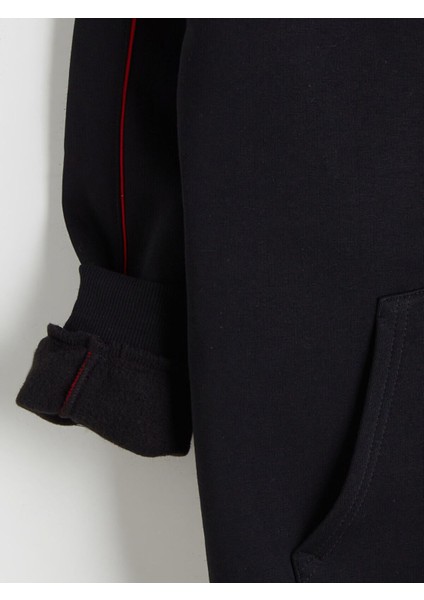 Lcw Yeni Cey Yeni Sezon Kapüşonlu Baskılı Erkek Çocuk Fermuarlı Sweatshirt fırsatları