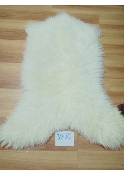 Doğal Işlenmemiş Hiç Kırpılmamış Gerçek Koyun Postu , Halı, Oldukça Etli Posteki fiyatları