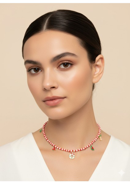 Yeni Yıl Neşesi Kolyesi fırsatları