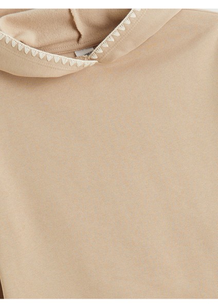 Lcw Yeni Yeni Sezon Kapüşonlu Kız Çocuk Sweatshirt fırsatları